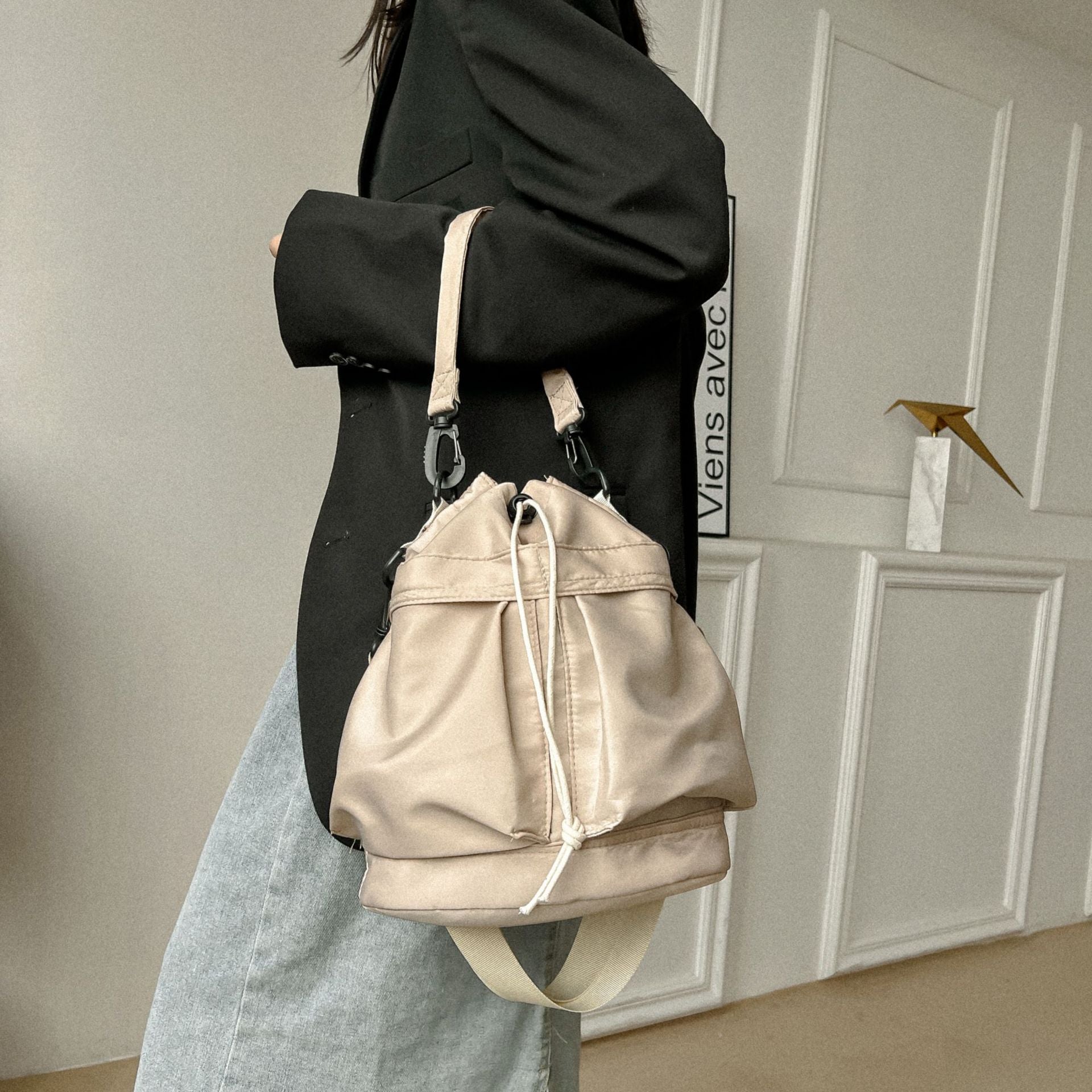 Large Capacity Nylon Swim Bag - Stylish Tote & Shoulder Bag